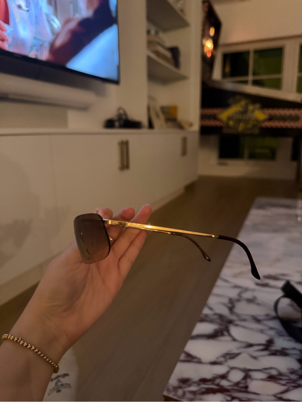 CHANEL Vintage 4043 Rimless Sunglasses - Picture 5 of 8